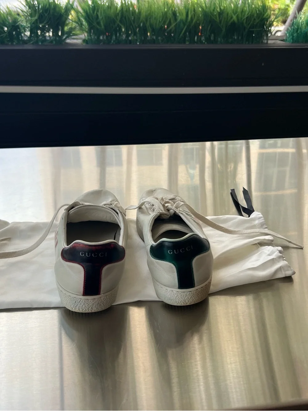 Gucci White Leather Sneakers with Red & Green Heel Panels